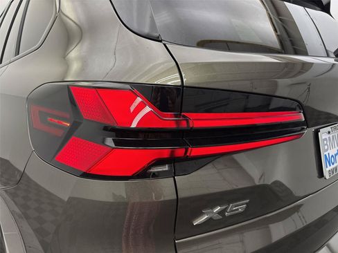 New 2026 BMW X5 xDrive50e w/ M Sport Package AWD/4WD image 19
