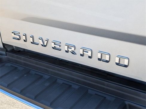 Used 2017 Chevrolet Silverado 2500 LT w/ LT Convenience Package image 14