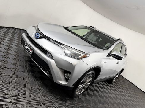 Used 2016 Toyota RAV4 Limited AWD/4WD image 19
