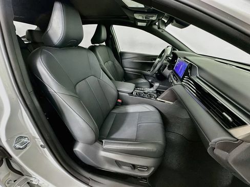 Used 2026 Toyota Camry XSE FWD image 28