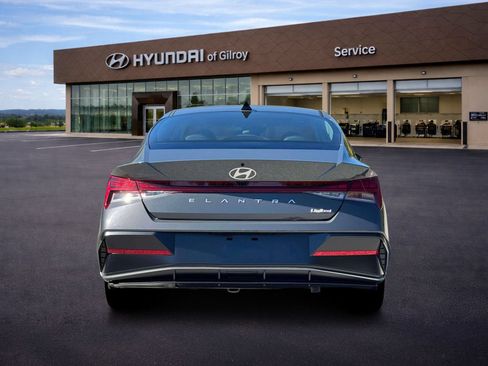 New 2026 Hyundai Elantra Limited FWD image 9
