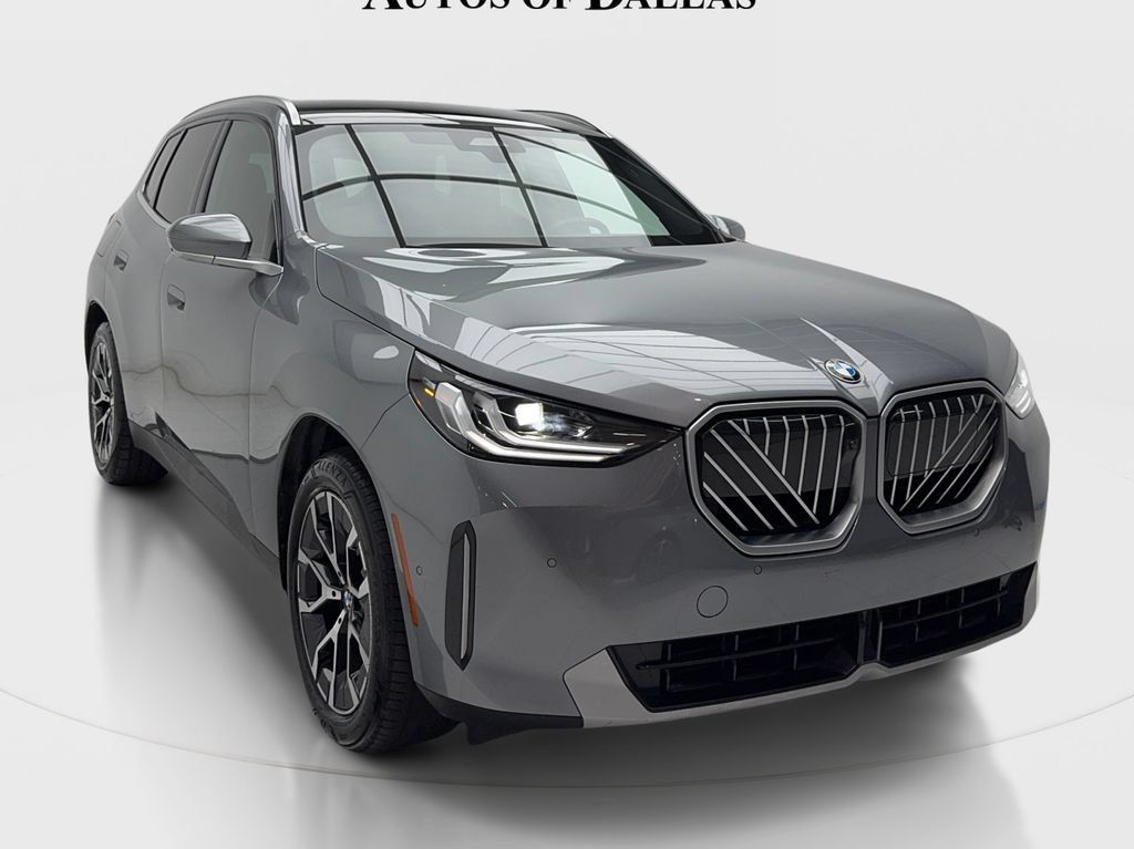 Used 2025 BMW X3 xDrive30i w/ Premium Package AWD/4WD image 2