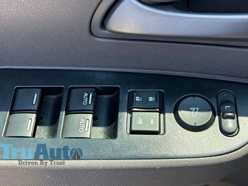 Used 2013 Honda Odyssey EX-L image 21