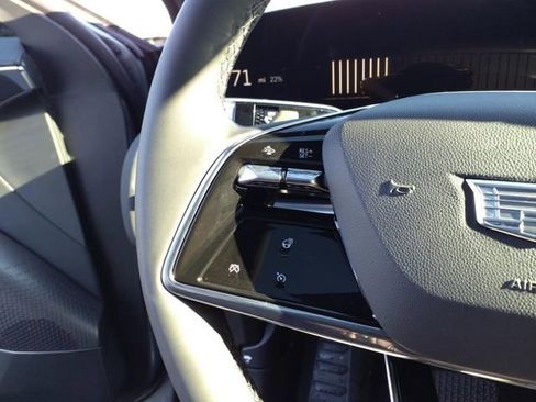 New 2025 Cadillac Lyriq Sport image 24