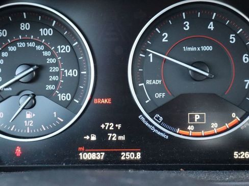 Used 2016 BMW 228i Coupe image 10