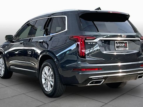 Used 2023 Cadillac XT6 Luxury FWD image 12