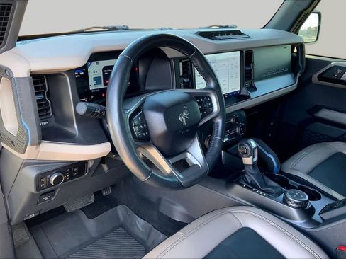 Used 2023 Ford Bronco Wildtrak AWD/4WD image 18