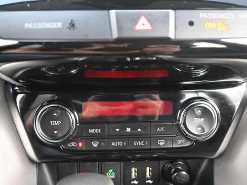 Used 2025 Mitsubishi Eclipse Cross SE AWD/4WD image 23