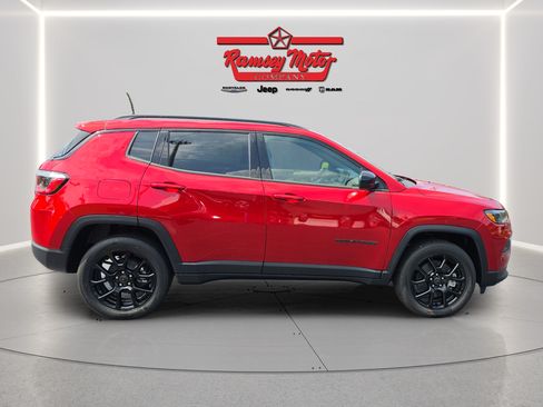New 2026 Jeep Compass Latitude AWD/4WD image 6