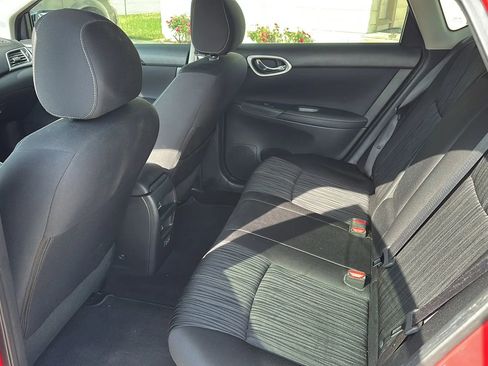 Used 2018 Nissan Sentra SV image 12