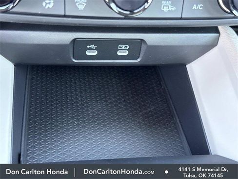 Certified 2025 Honda Accord SE image 21