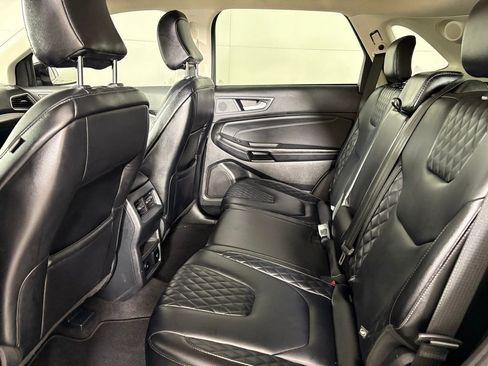 Used 2024 Ford Edge Titanium image 33