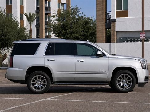 Used 2018 GMC Yukon Denali w/ Open Road Package AWD/4WD image 4