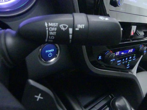 Used 2023 Toyota Camry SE image 20