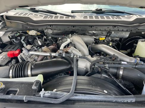 Used 2024 Ford F350 Lariat w/ Lariat Ultimate Package AWD/4WD image 34