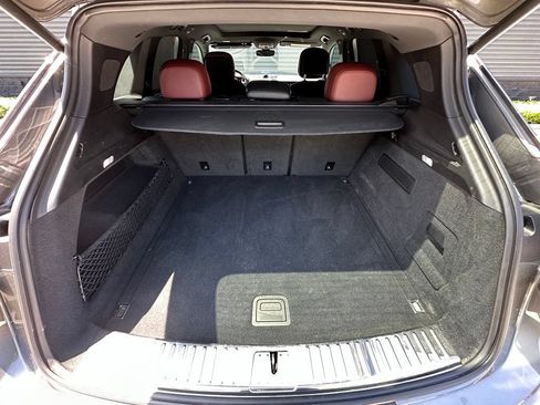 Certified 2024 Porsche Cayenne AWD/4WD image 42