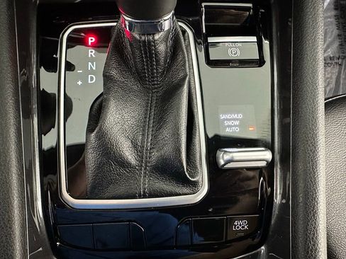 Used 2024 Jeep Compass Latitude image 8