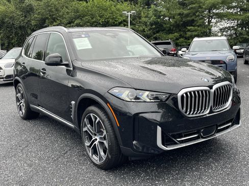 Used 2026 BMW X5 xDrive40i AWD/4WD image 3