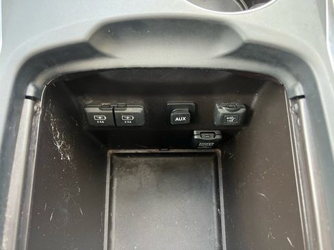 Used 2017 Acura MDX SH-AWD image 23