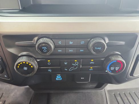Used 2023 Ford F250 XL w/ STX Appearance Package AWD/4WD image 32