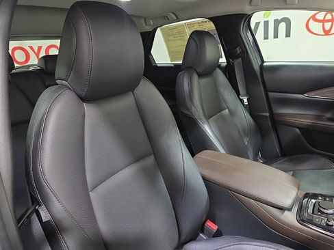 Used 2021 MAZDA CX-30 2.5 Turbo w/ Premium Plus Pkg image 14