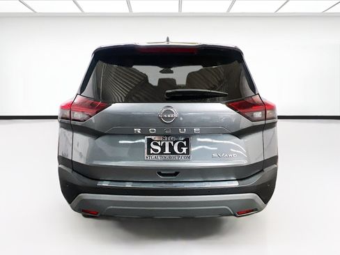 Used 2023 Nissan Rogue SV AWD/4WD image 4