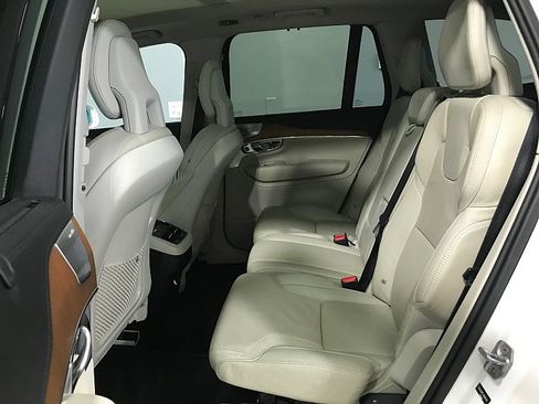 Used 2016 Volvo XC90 T6 Inscription w/ Vision Package AWD/4WD image 18