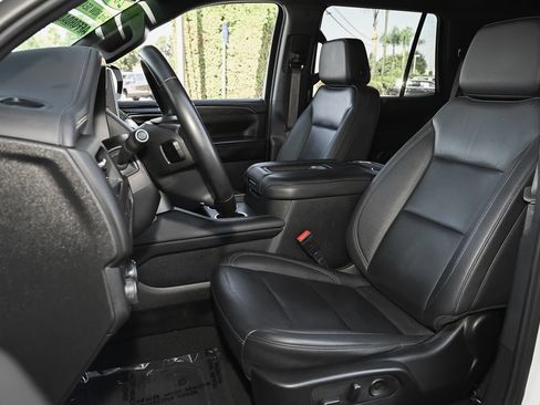 Used 2024 Chevrolet Tahoe LT AWD/4WD image 20