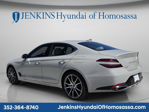 Used 2025 Genesis G70 2.5T RWD image 7