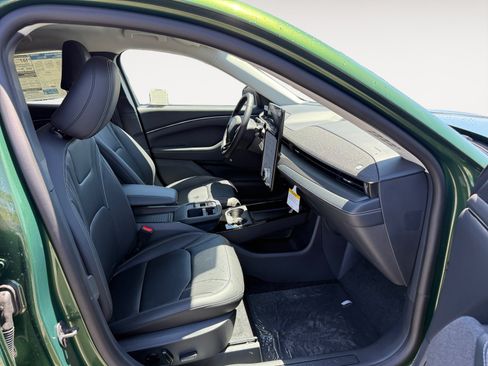 New 2026 Ford Mustang Mach-E Premium w/ Technology Package RWD image 19