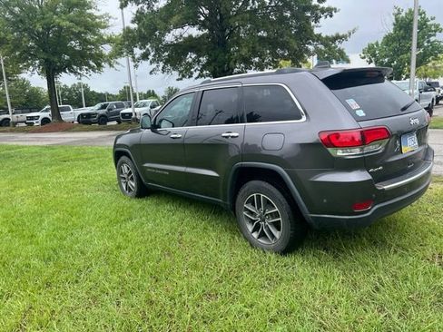 Used 2020 Jeep Grand Cherokee Limited AWD/4WD image 3