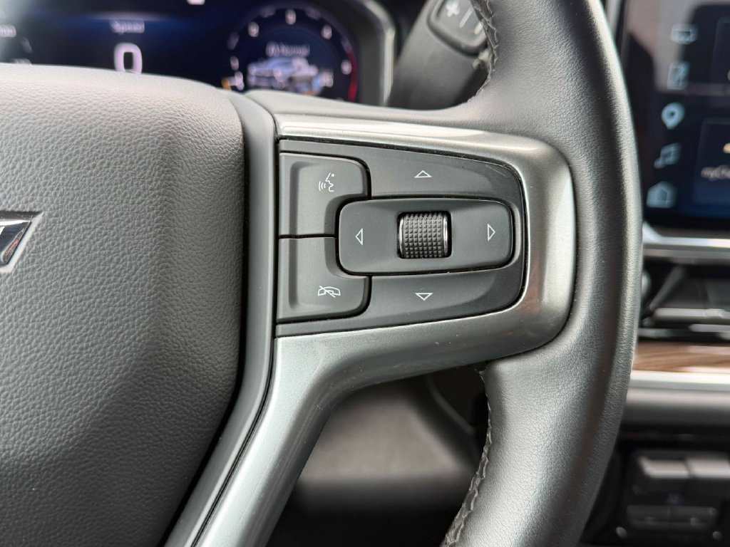 Used 2025 Chevrolet Silverado 2500 LT w/ Convenience Package AWD/4WD image 35