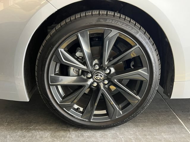 Used 2026 Toyota Corolla SE w/ SE Package FWD image 9