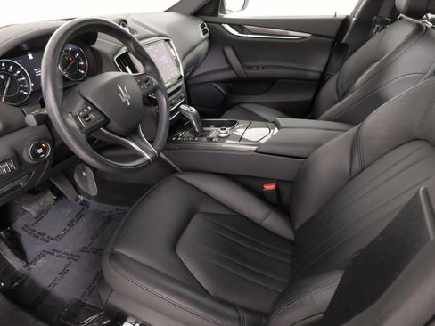 Used 2023 Maserati Ghibli GT RWD image 28
