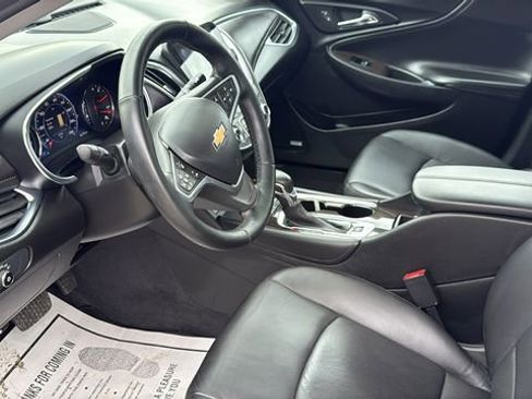 Used 2023 Chevrolet Malibu LT image 17