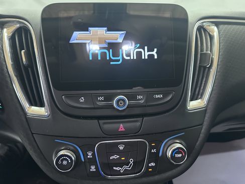 Used 2016 Chevrolet Malibu LT image 38