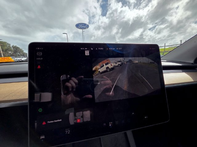 Used 2023 Tesla Model Y Performance AWD/4WD image 12