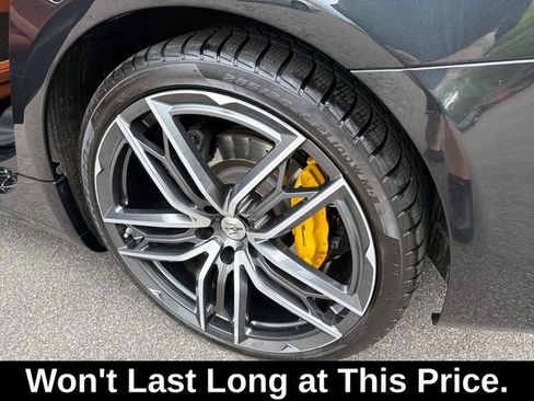 Used 2023 Maserati Quattroporte Modena Q4 AWD/4WD image 14