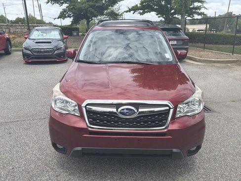 Used 2015 Subaru Forester 2.5i Premium AWD/4WD image 2