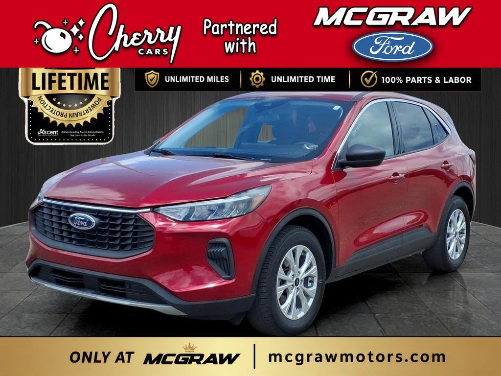 Used 2023 Ford Escape Active w/ Tech Pack #1 AWD/4WD image 1