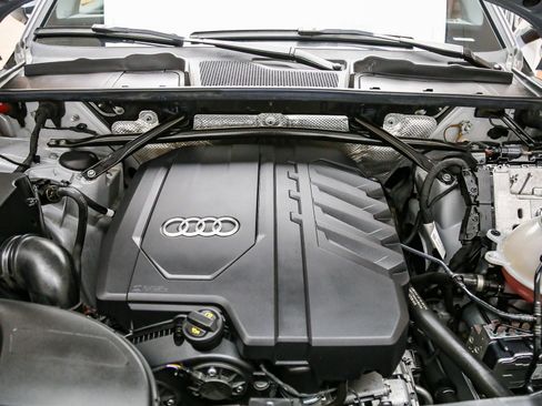 Used 2022 Audi Q5 2.0T Premium Plus w/ Premium Plus Package AWD/4WD image 29