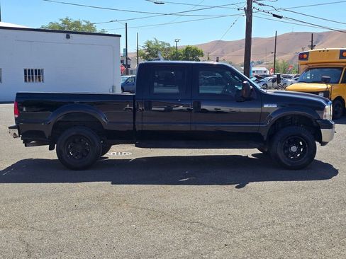 Used 2006 Ford F350 XLT image 6