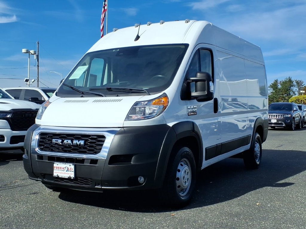 Used 2022 RAM ProMaster 2500 w/ Advanced Safety Group FWD image 3