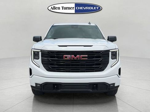 Used 2025 GMC Sierra 1500 Elevation w/ X31 Off-Road Package AWD/4WD image 2