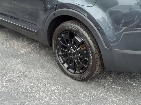 Used 2022 Kia Telluride SX w/ SX Prestige Package AWD/4WD image 23