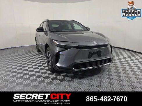Used 2023 Toyota bZ4X XLE w/ Weather Package FWD image 1