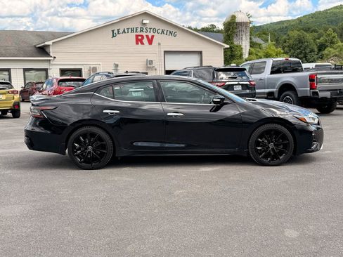 Used 2019 Nissan Maxima Platinum w/ Illumination Package FWD image 4