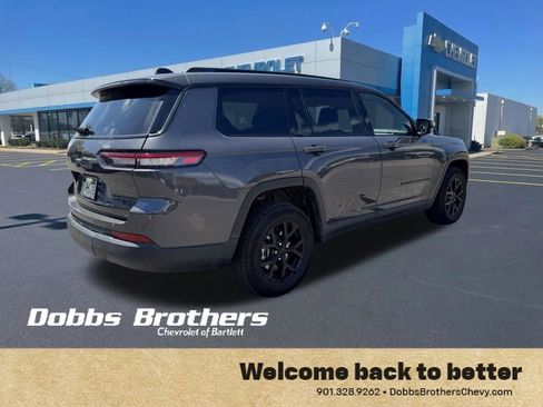 Used 2025 Jeep Grand Cherokee L Altitude RWD image 6