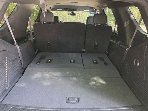 Used 2021 Chevrolet Tahoe LT image 12