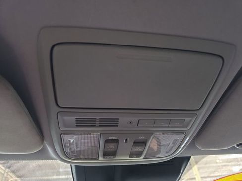 Used 2018 Honda CR-V Touring image 24